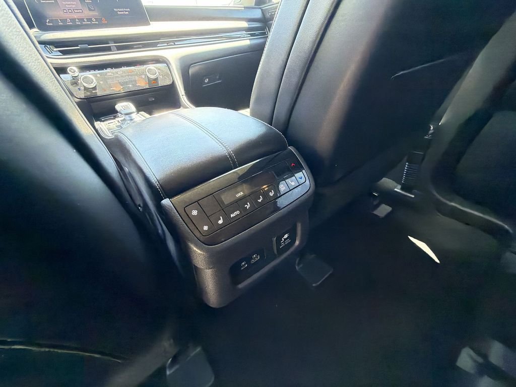 Used 2023 Moonbow Blue INFINITI Sensory image 23
