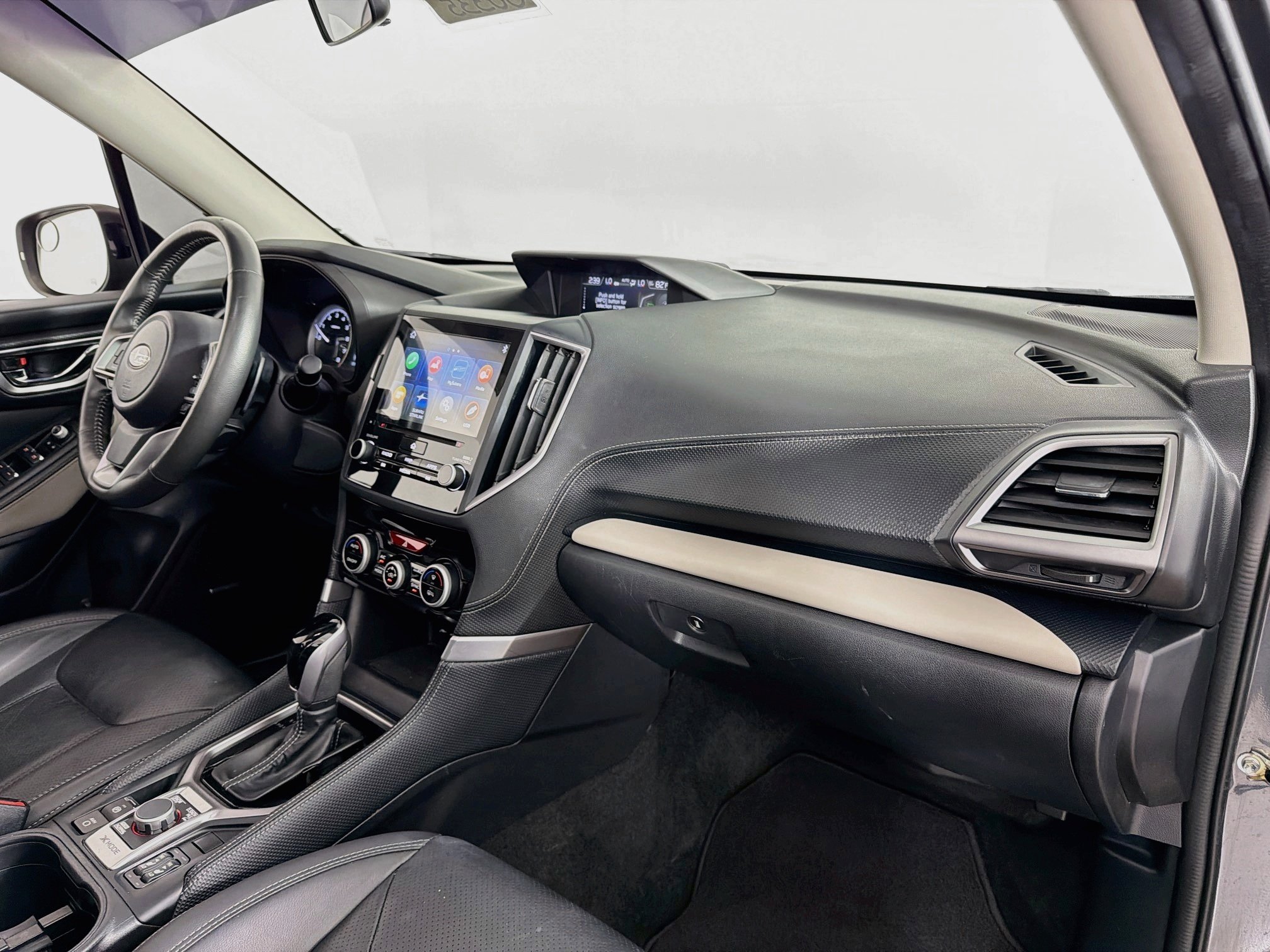 Used 2023 Magnetite Gray Metallic Subaru Limited image 31