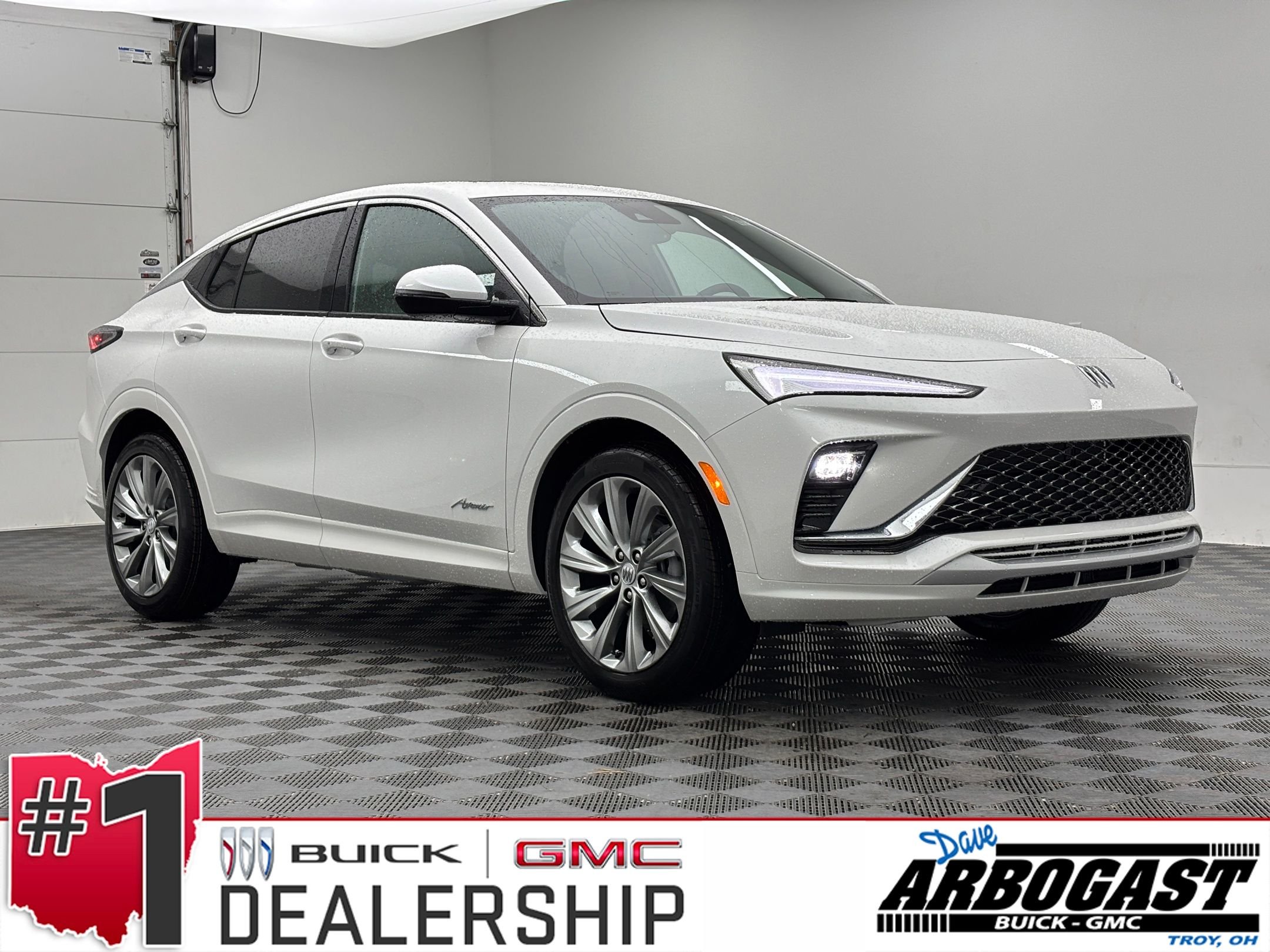 New 2026 White Frost Tricoat Buick Avenir image 1