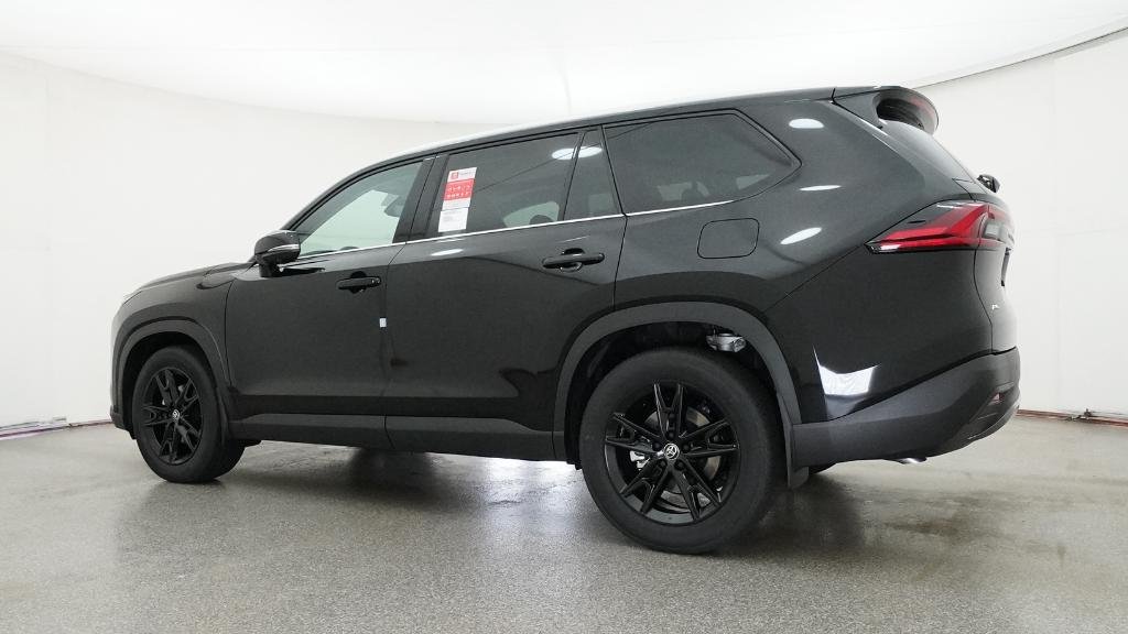 New 2026 Midnight Black Metallic Toyota Platinum image 15