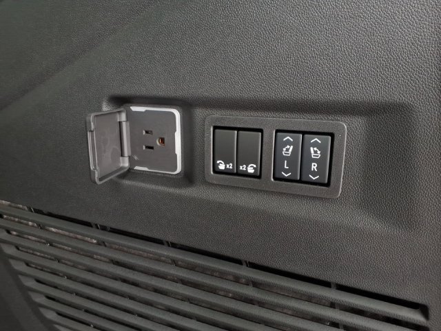 2026 Chevrolet Tahoe Premier - Photo 26