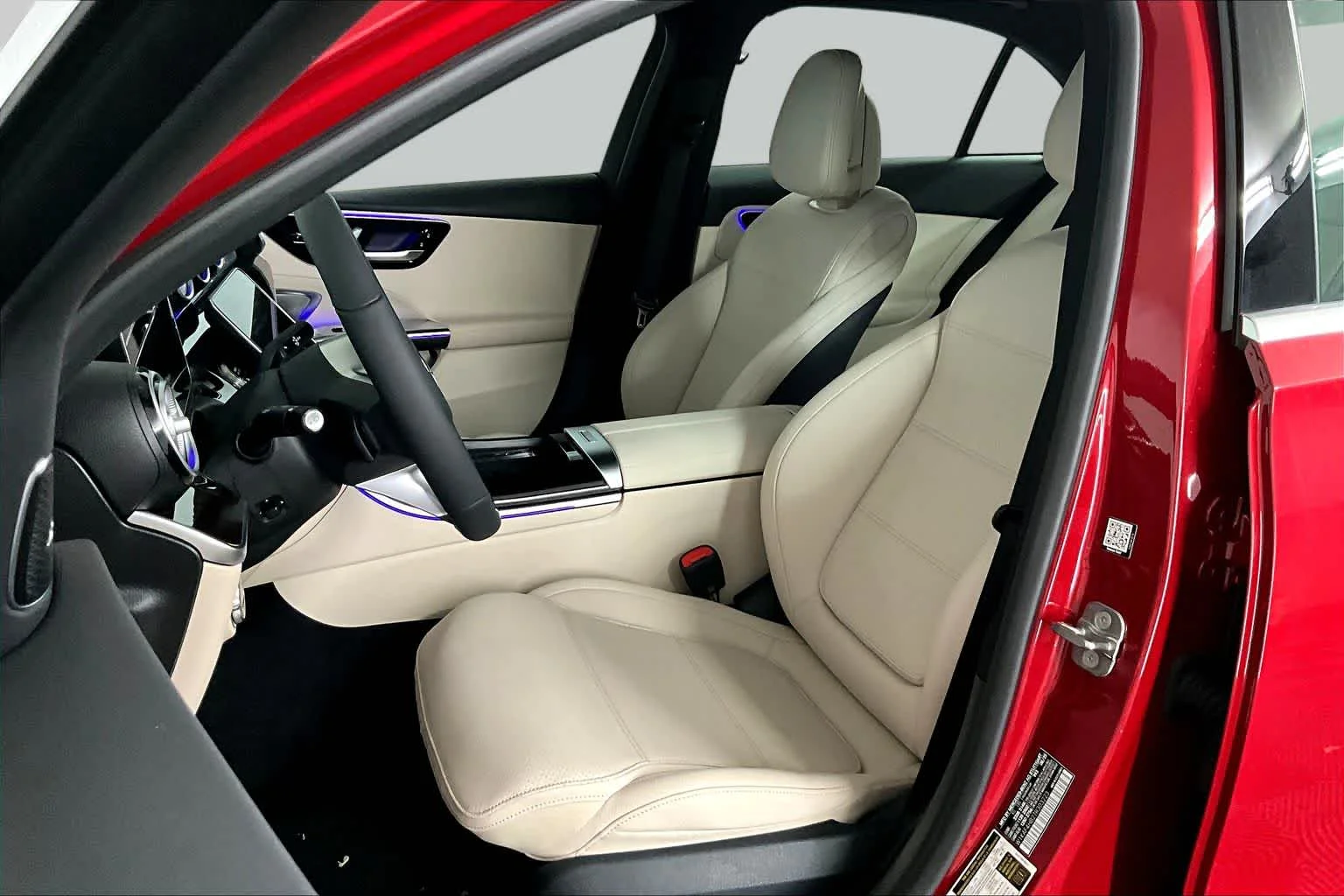 New 2026 MANUFAKTUR Patagonia Red Metallic Mercedes-Benz C 300 image 14