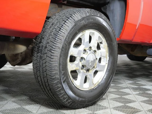 Used 2012 Red Chevrolet LT image 7
