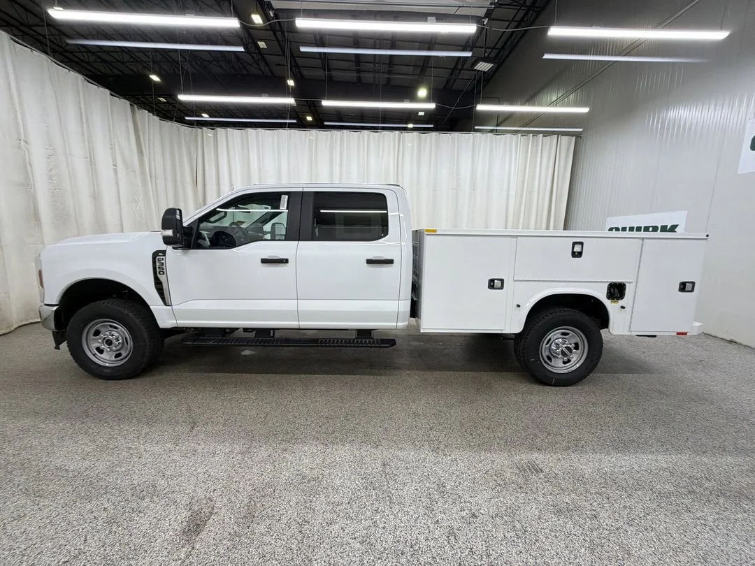 New 2026 Oxford White Ford F-350® XL image 6