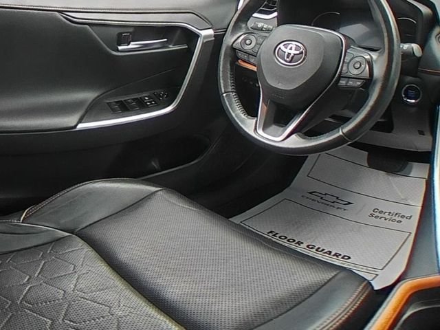 Used 2019 Red Toyota Adventure image 38