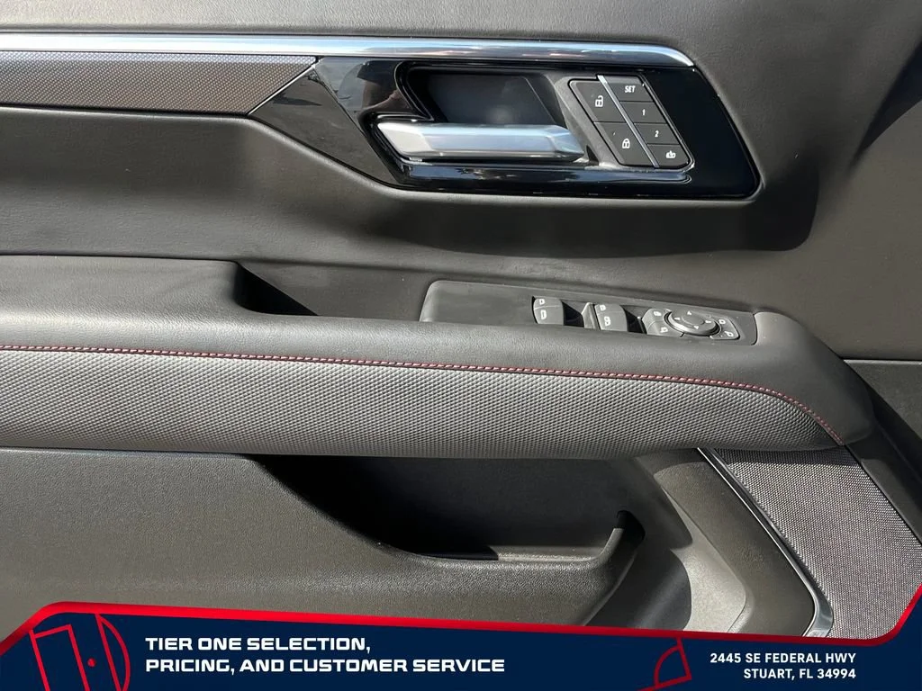 Used 2025 Black Chevrolet RST image 25