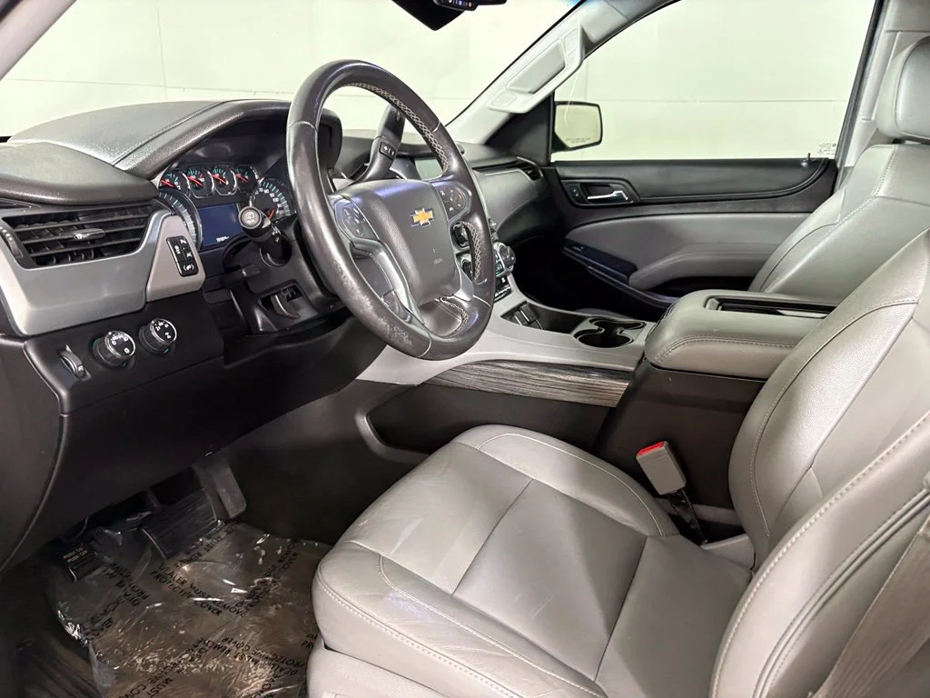 Used 2016 Gray Chevrolet LT image 28