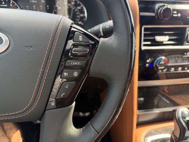Used 2022 White INFINITI Sensory image 24