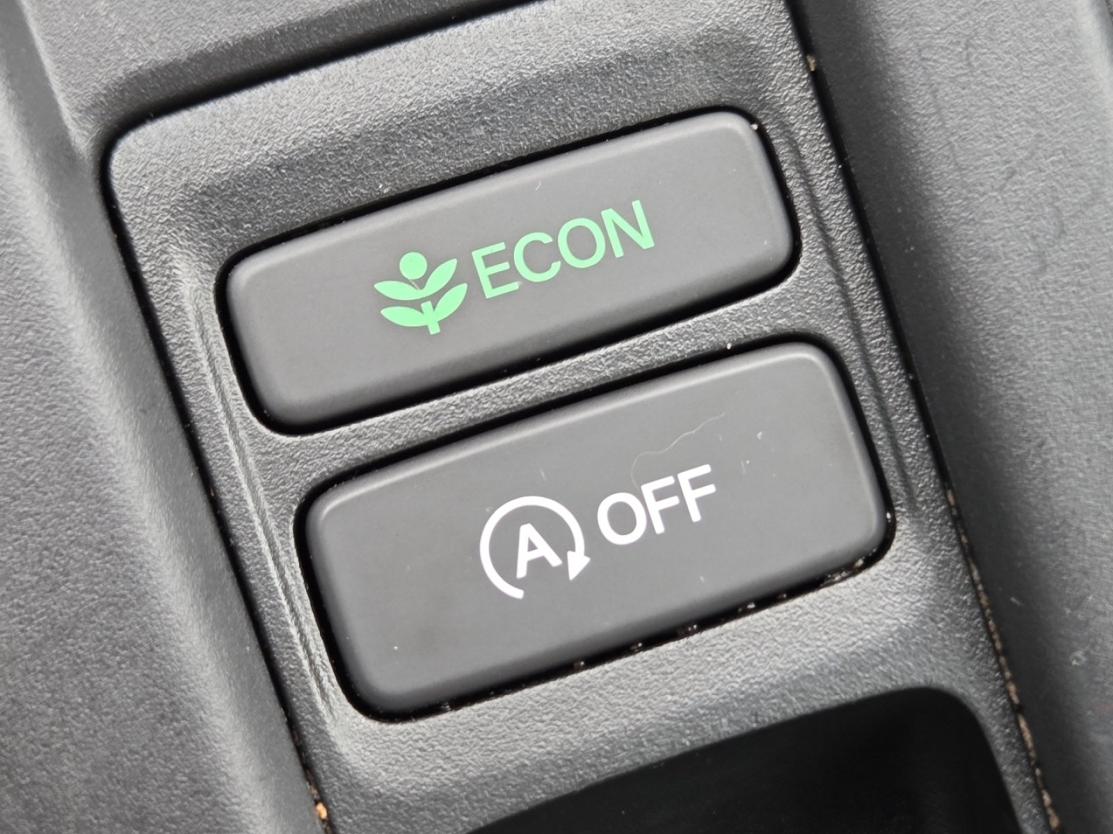 2025 Honda Accord SE - Photo 9