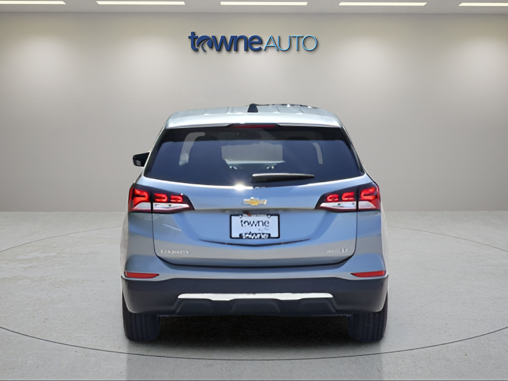 Used 2024 Gray Chevrolet LT image 4
