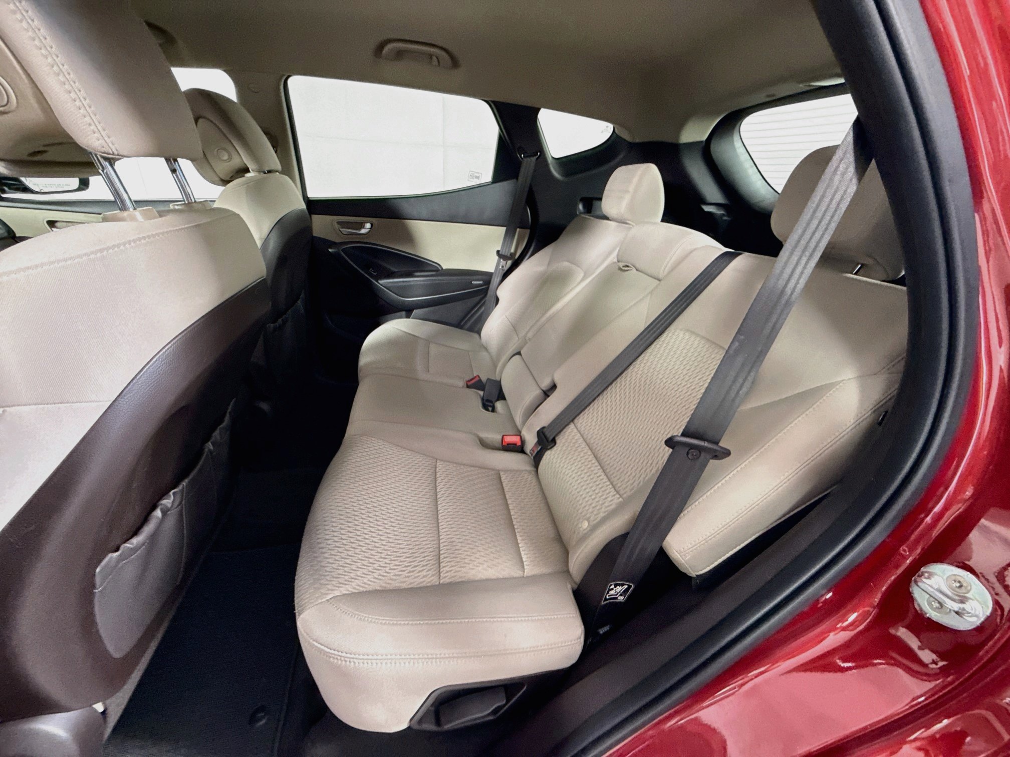Used 2017 Serrano Red Hyundai 2.4L image 22