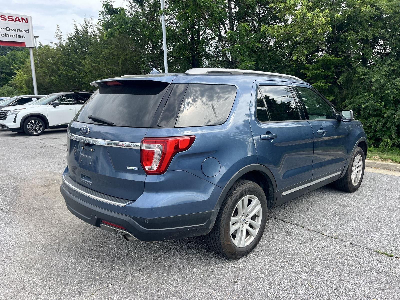 Used 2018 Blue Ford XLT image 10
