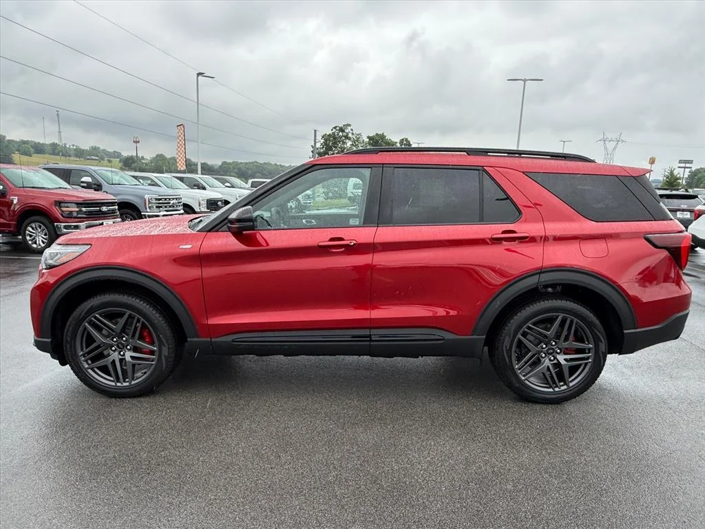 New 2026 Rapid Red Metallic Tinted Clearcoat Ford ST-Line image 1