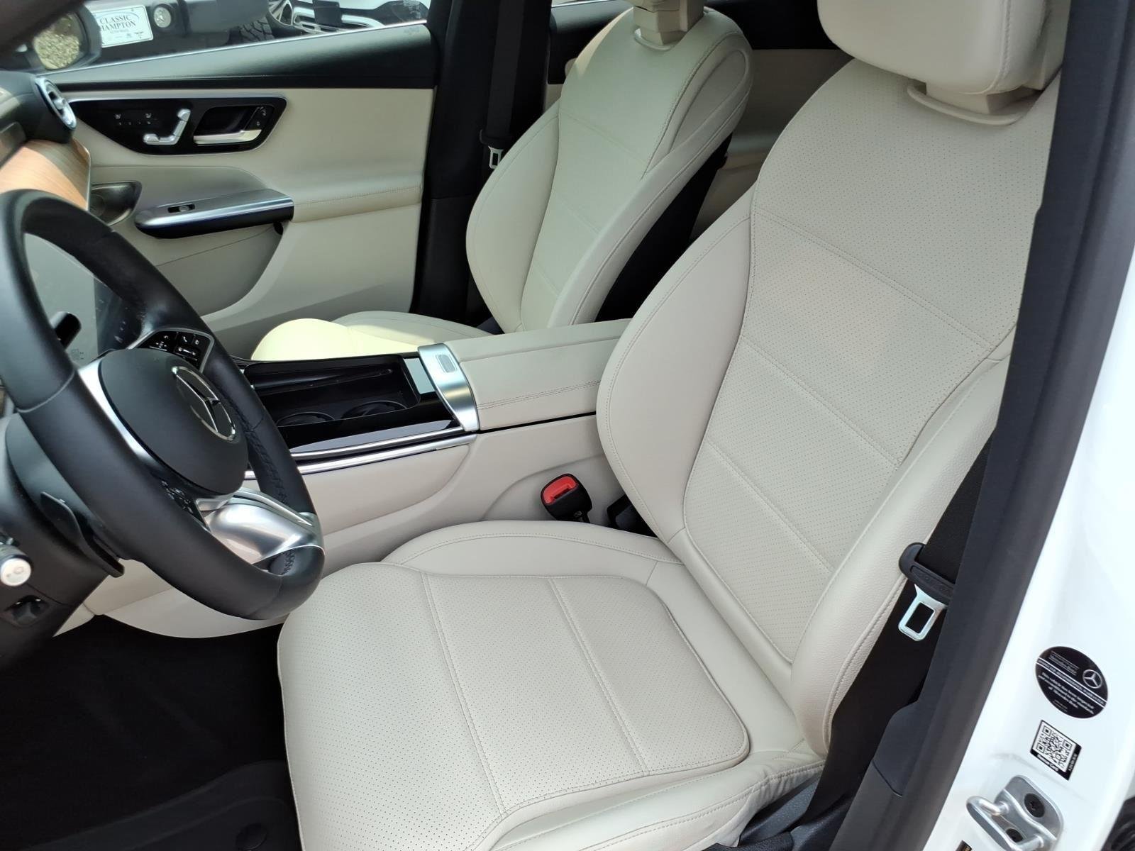 Used 2023 POLAR WHITE MERCEDES-BENZ  image 13