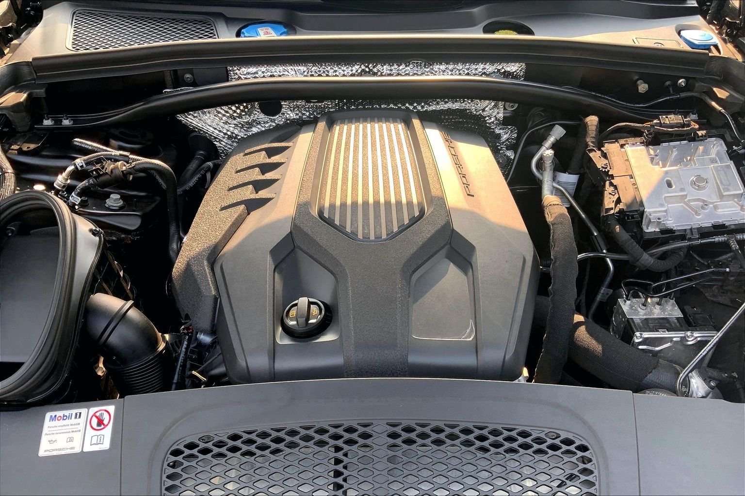 Used 2024 Black Porsche Base image 29