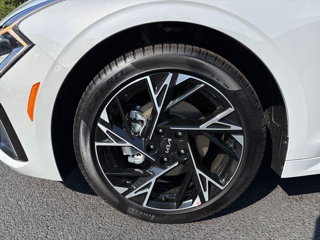 New 2026 Wolf Gray Kia GT-Line FWD image 11