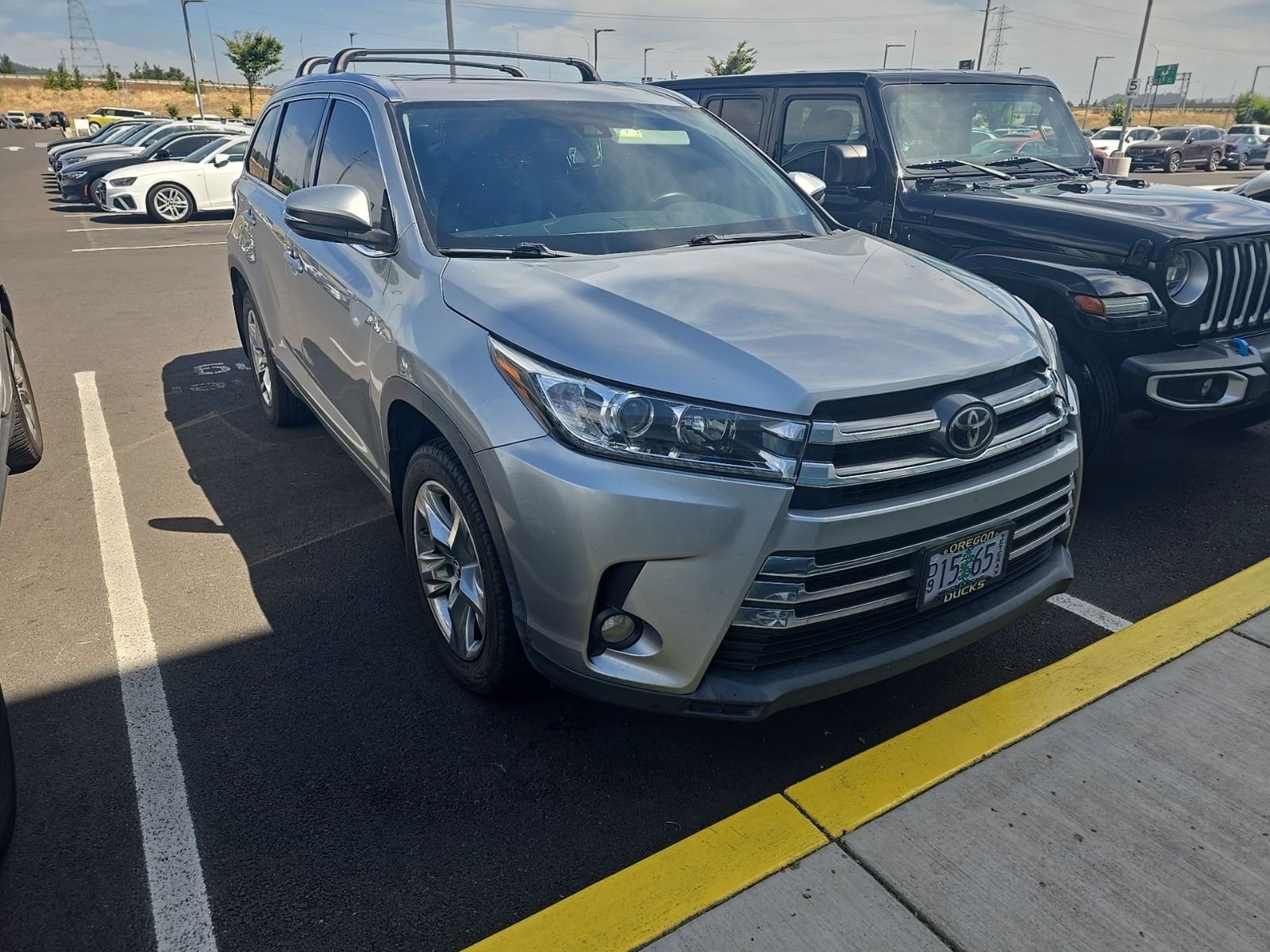 Used 2017 Silver Toyota Limited image 6