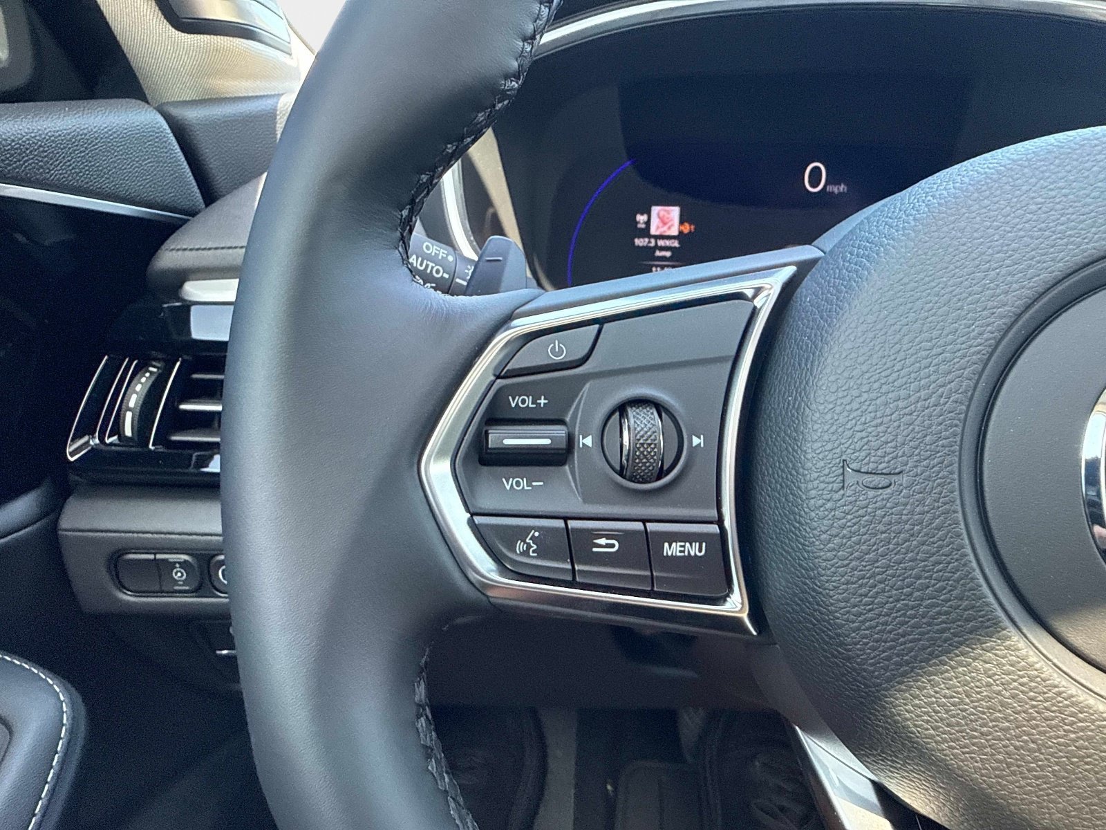 Used 2026 Solar Silver Metallic Acura w/Technology Package image 28