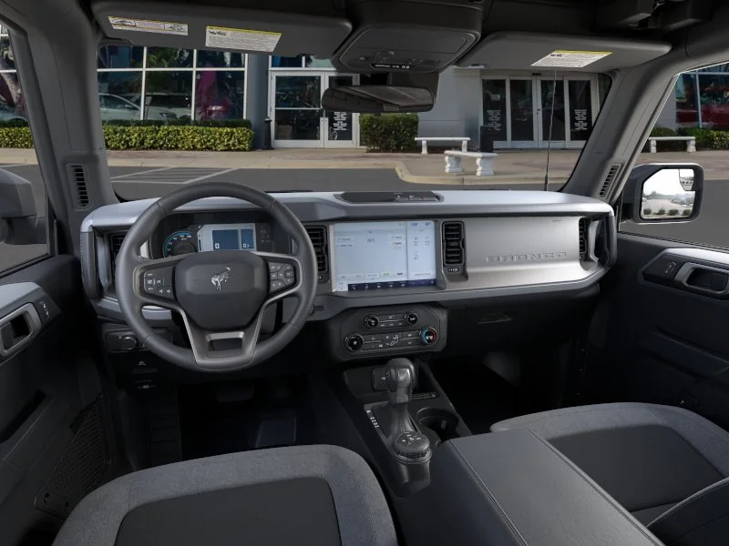 2025 Ford Bronco 4-Door Base - Photo 9