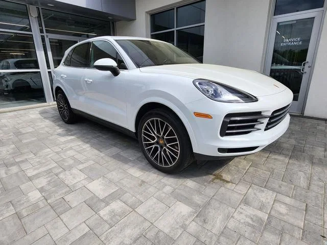 2022 Porsche Cayenne's photo