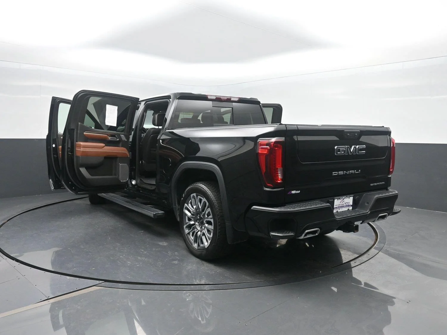Used 2025 Onyx Black GMC Denali Ultimate image 52