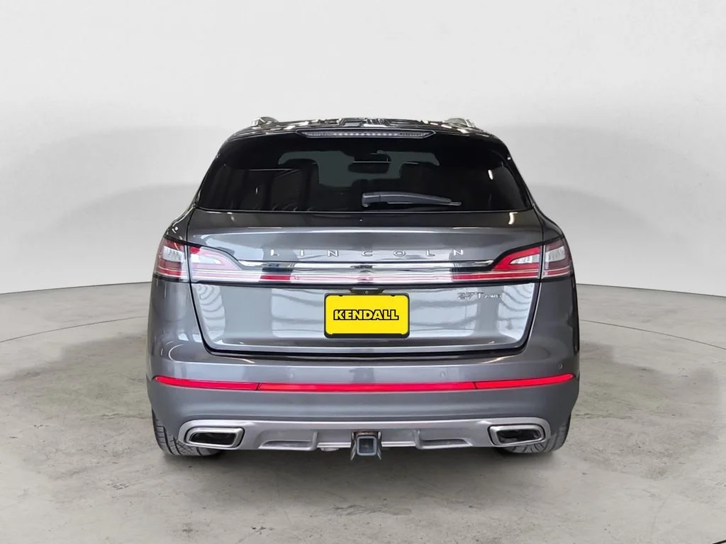 Used 2020 Gray Lincoln Reserve image 6