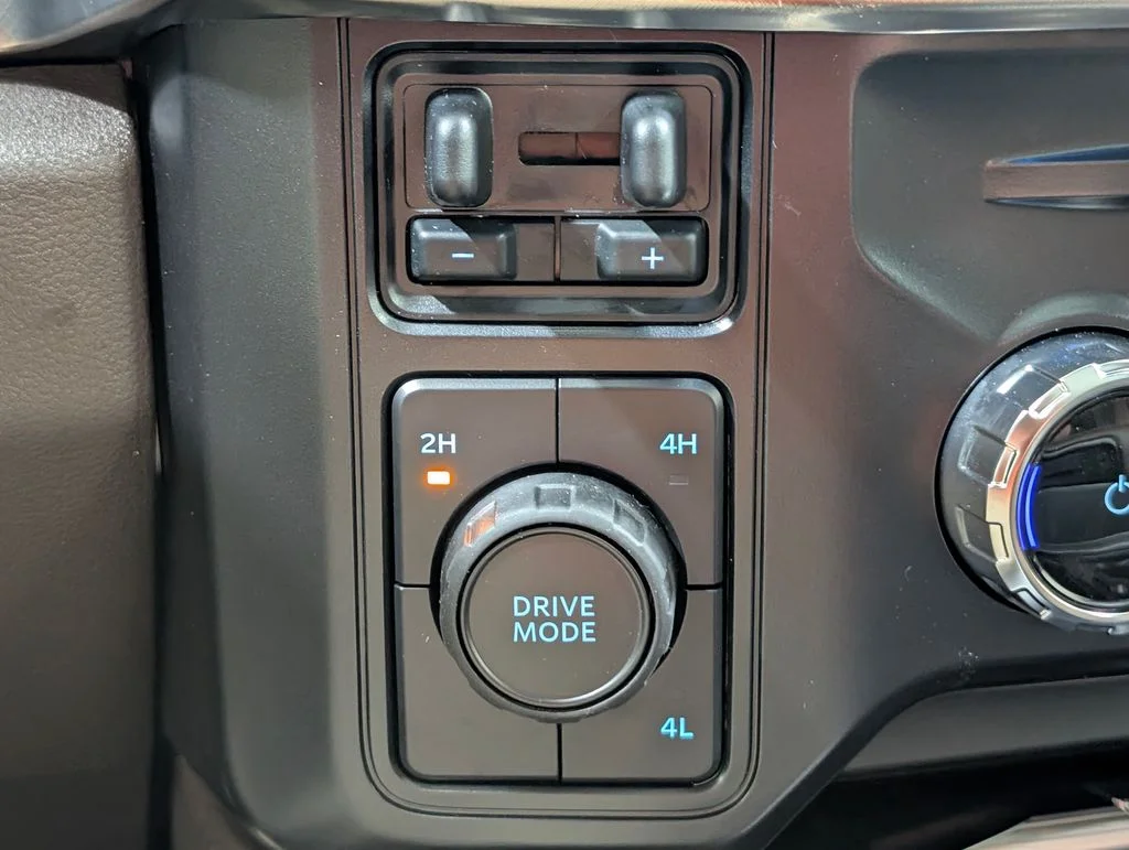 New 2026 Glacier Gray Metallic Tri-Coat Ford F-350® King Ranch® image 8