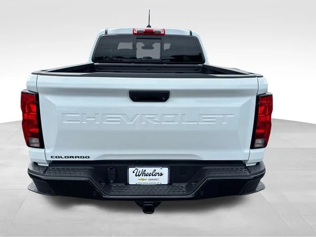 New 2026 Summit White Chevrolet Trail Boss image 4