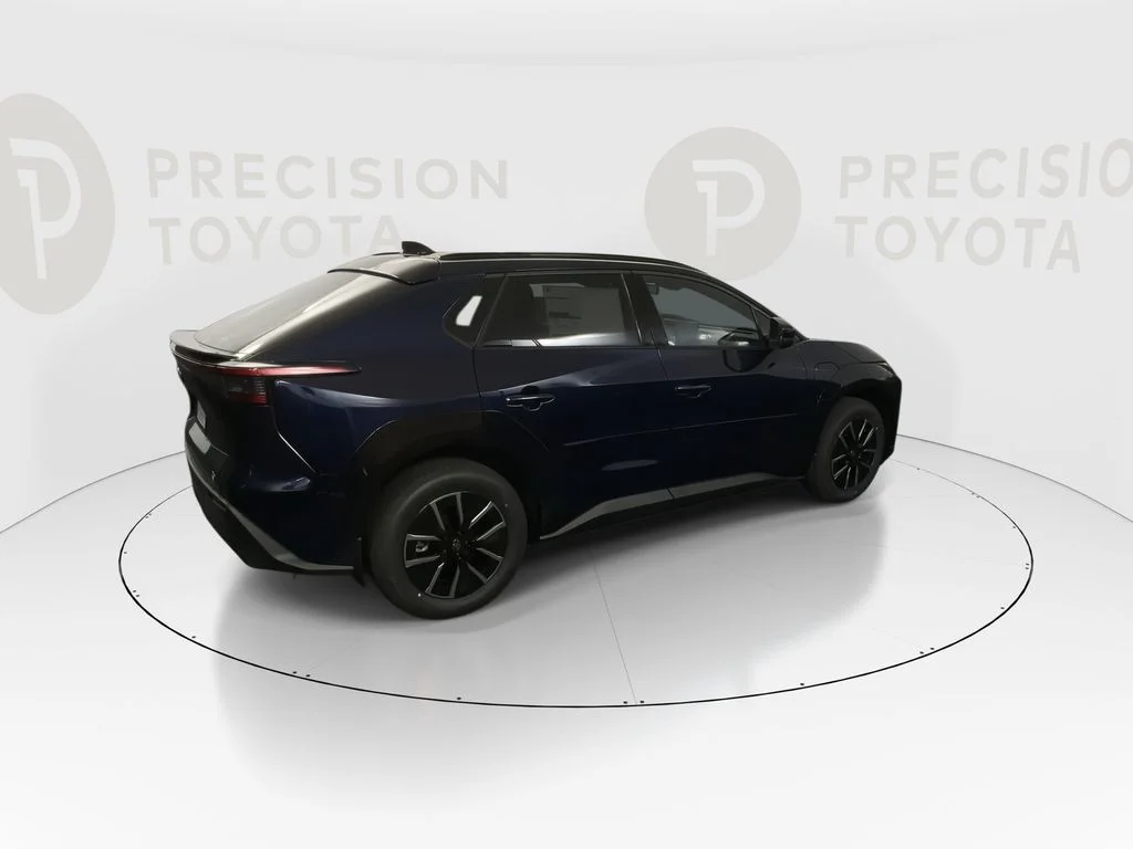 2026 Toyota bZ XLE - Photo 19