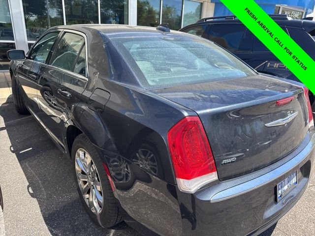 Used 2018 Steel Metallic Chrysler Touring image 11