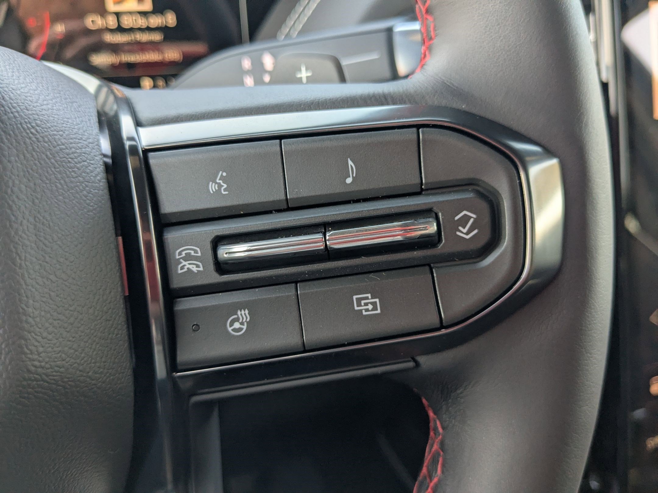2026 GMC Yukon XL AT4 Ultimate - Photo 12