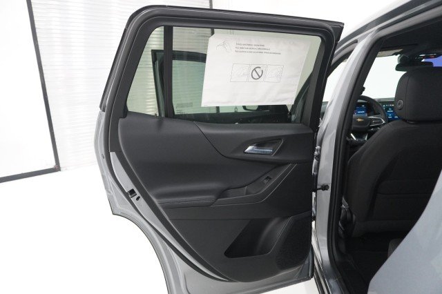 2027 Chevrolet Equinox LT - Photo 14