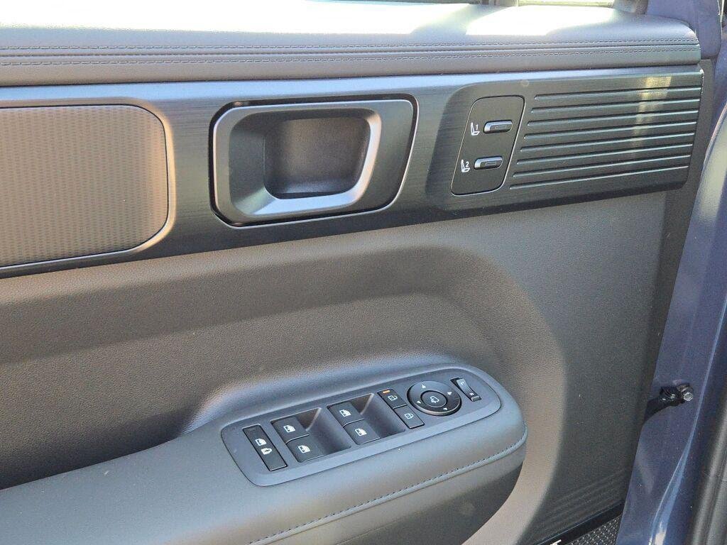 2026 Hyundai Santa Fe Calligraphy - Photo 22