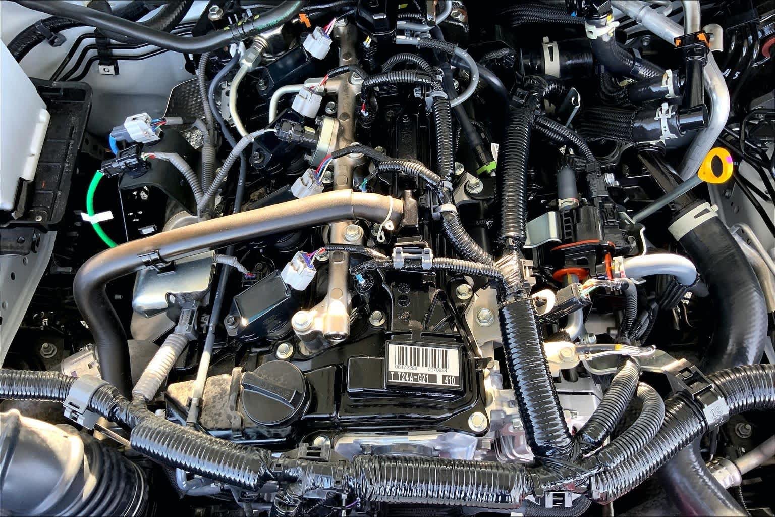 Used 2025 Ice Cap Toyota SR5 image 32
