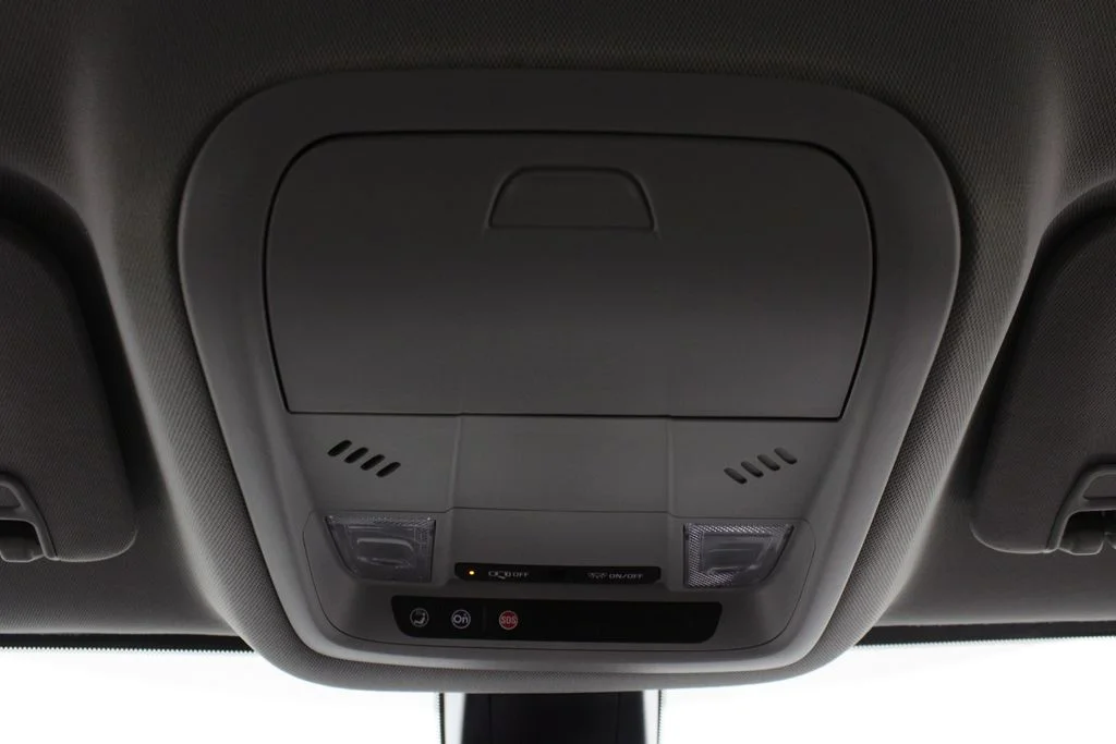 Used 2023 Black GMC SLE image 22