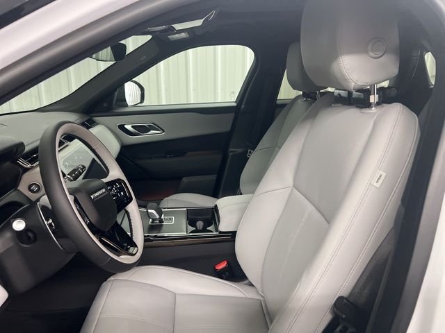 New 2026 Fuji White Land Rover Dynamic SE image 11
