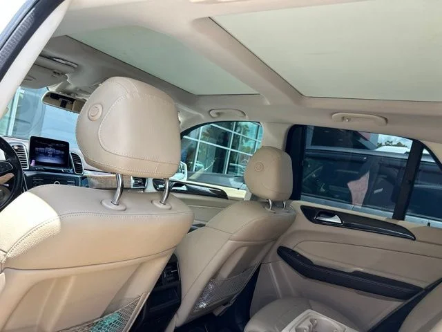 Used 2018 White Mercedes-Benz GLE 350 image 12