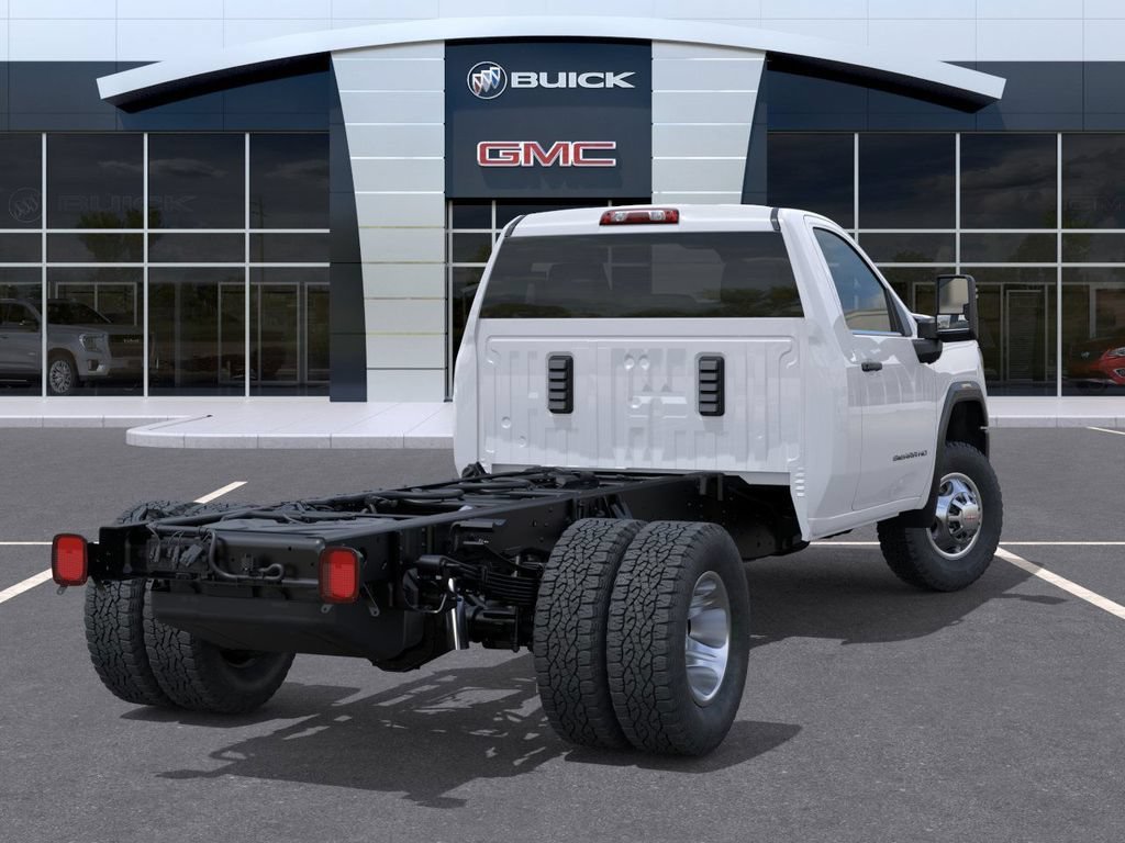 New 2026 Summit White GMC Pro image 4