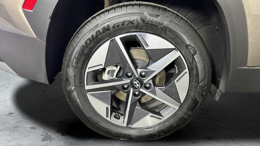 Used 2025 Beige Hyundai SEL Convenience image 48