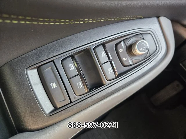 Used 2025 Crystal Black Silica SUBARU ONYX EDITION image 32