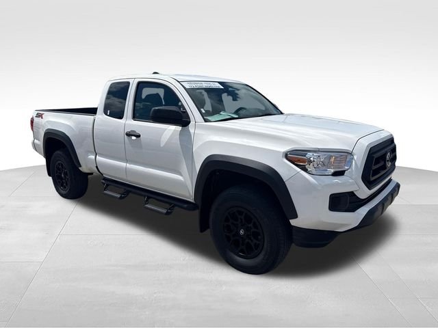 Certified Used 2022 White Toyota SR image 7