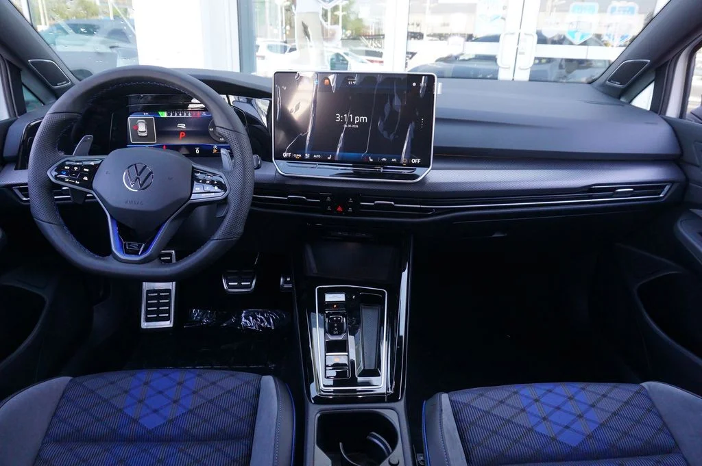 New 2026 White/off-white Volkswagen 2.0T image 15