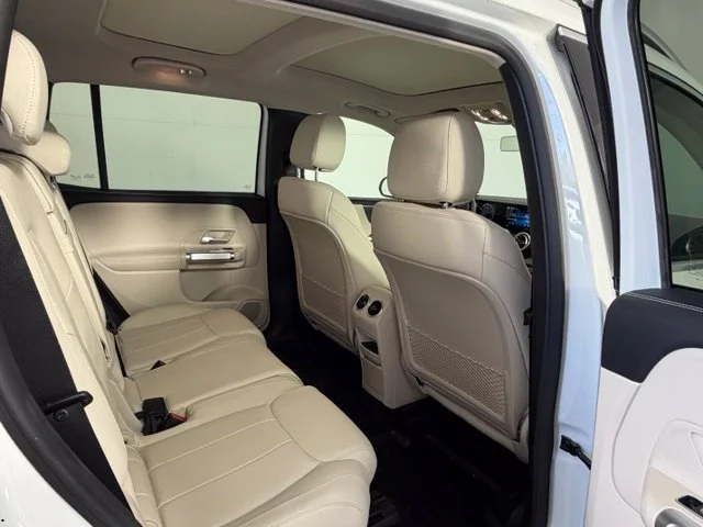 Used 2022  Mercedes-Benz GLB 250 image 52