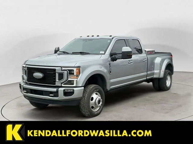 2022 Ford F-350 Limited 4x4 Crew Cab 176 in DRW's photo