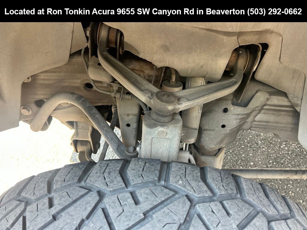 Used 2014 Onyx Black GMC Denali image 16