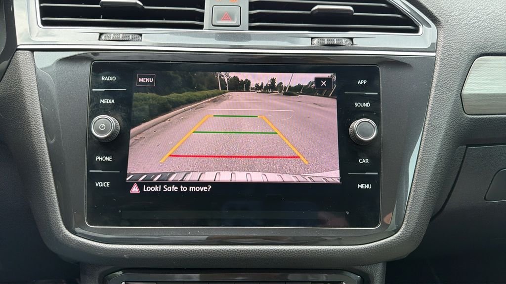 Used 2019 Red Volkswagen 2.0T SE image 15