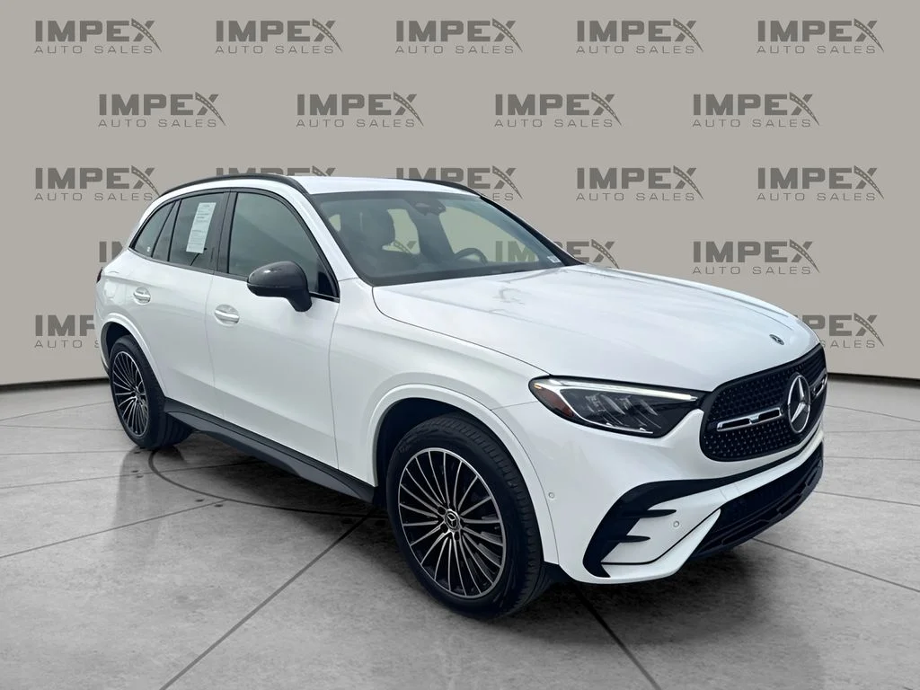 Used 2024 White Mercedes-Benz GLC 300 image 7