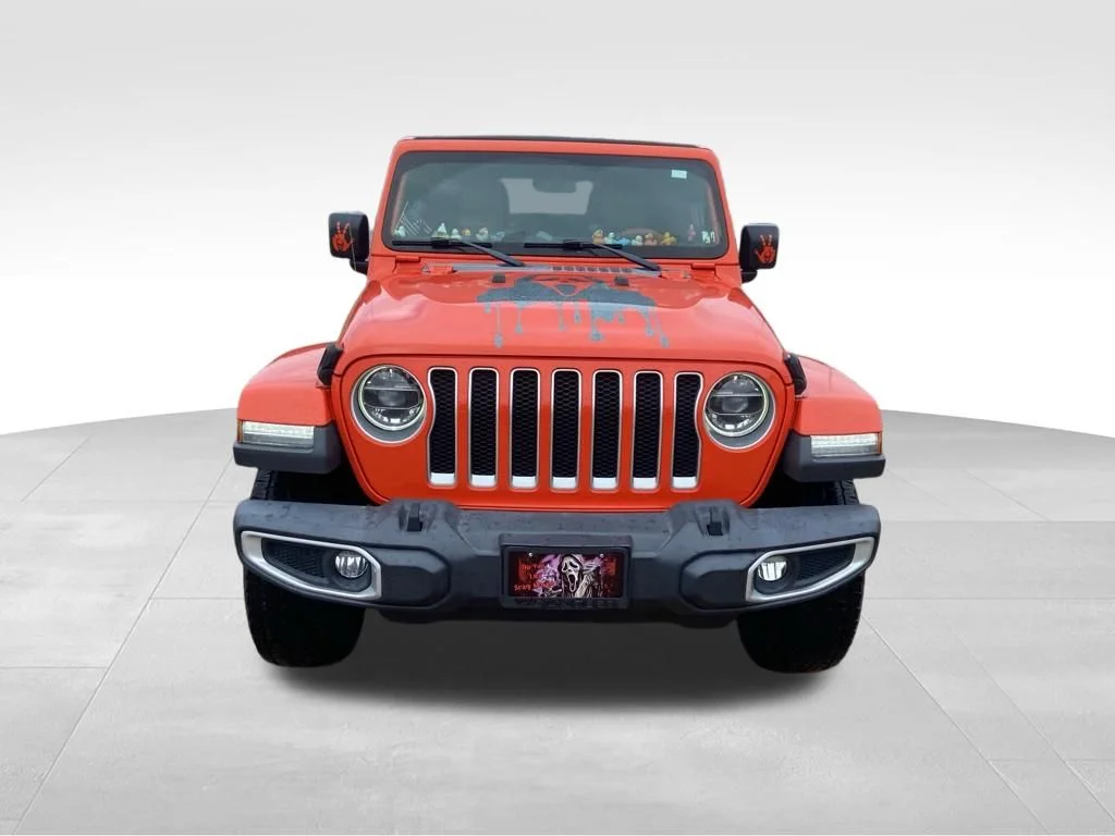 Used 2019 Orange Jeep Unlimited Sahara image 4