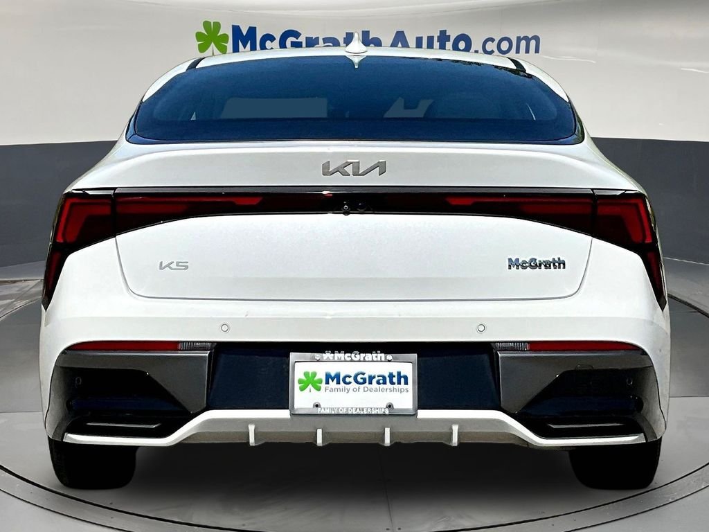 Used 2025 White Kia LXS image 6