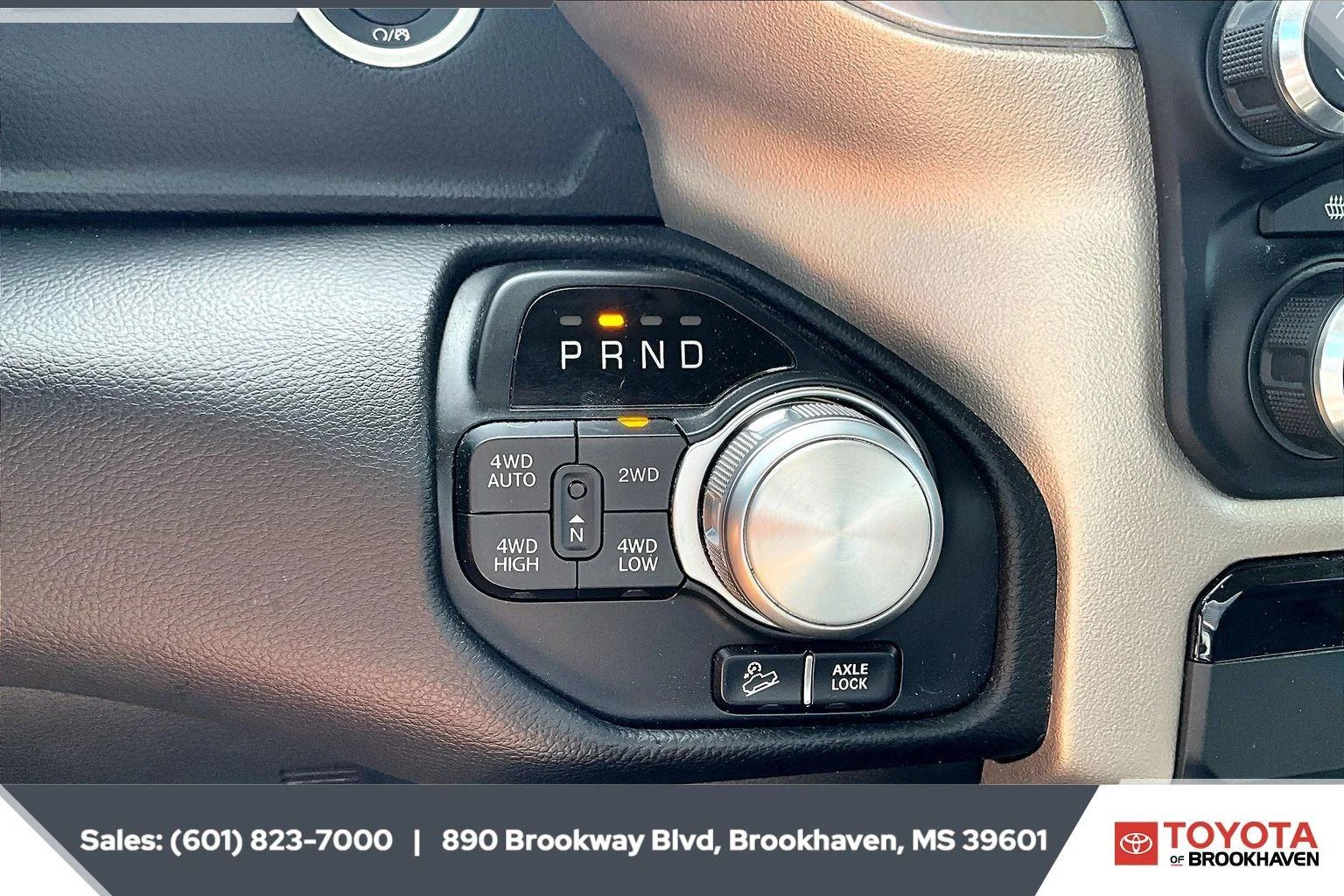 Used 2020 Delmonico Red Pearlcoat Ram Laramie image 22